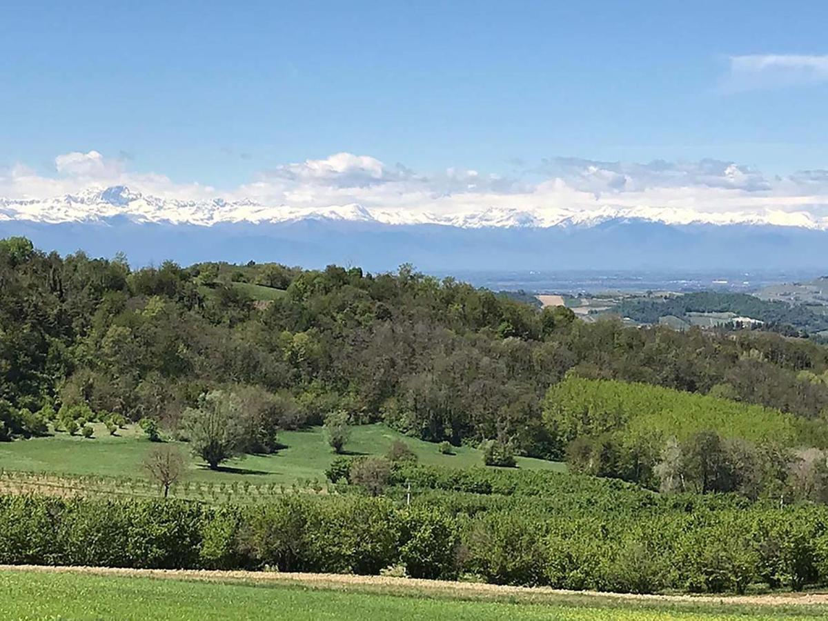 La Luce Delle Colline Bed & Breakfast Serravalle delle Langhe ภายนอก รูปภาพ