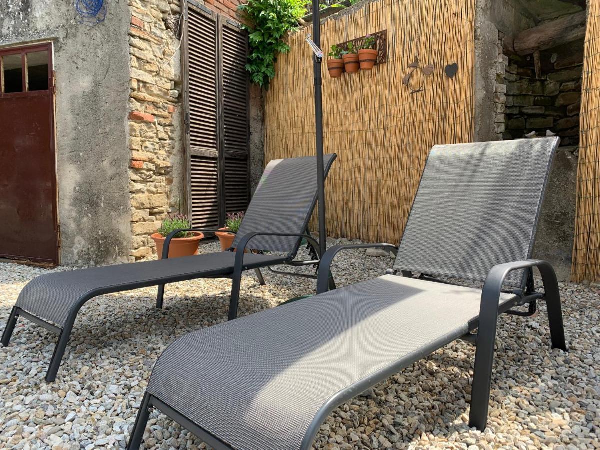La Luce Delle Colline Bed & Breakfast Serravalle delle Langhe ภายนอก รูปภาพ