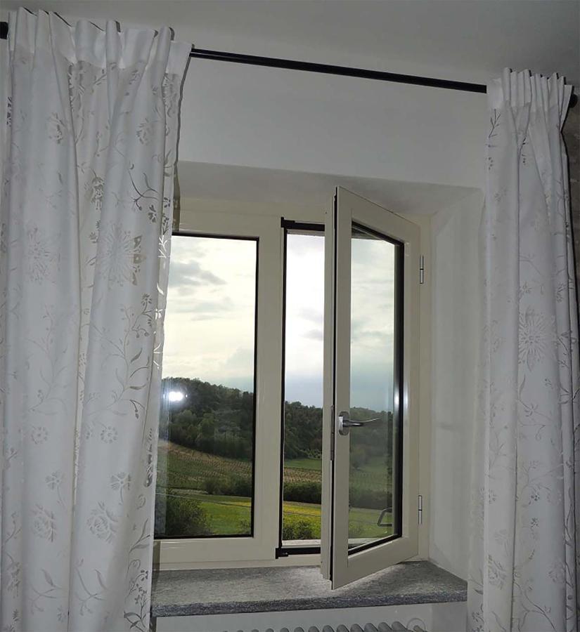 La Luce Delle Colline Bed & Breakfast Serravalle delle Langhe ภายนอก รูปภาพ